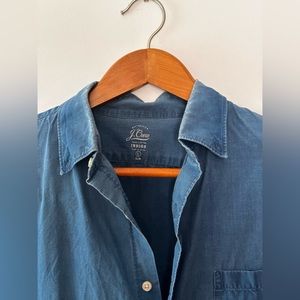 Classic J Crew Indigo Size Large / Slim , Beautiful Faded  Blue Indigo Shirt .
